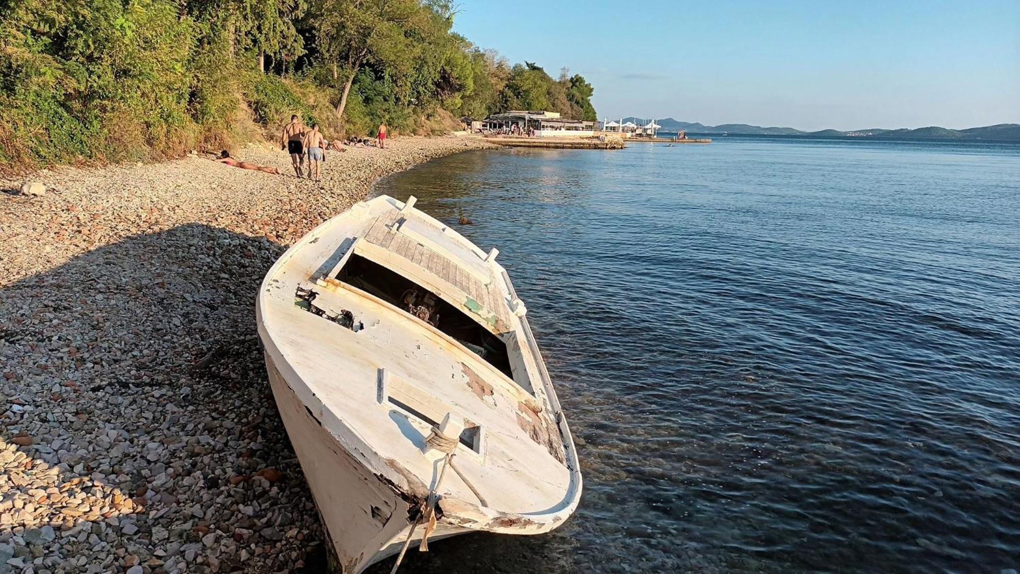 Apartman Sandra -Private Parking And Garden Zadar Exteriör bild